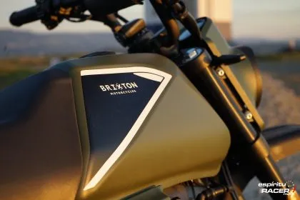 Prueba brixton crossfire 125 xs 45