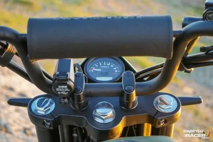Prueba brixton crossfire 125 xs 49